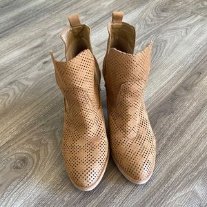 Dolce Vita Perforated Booties